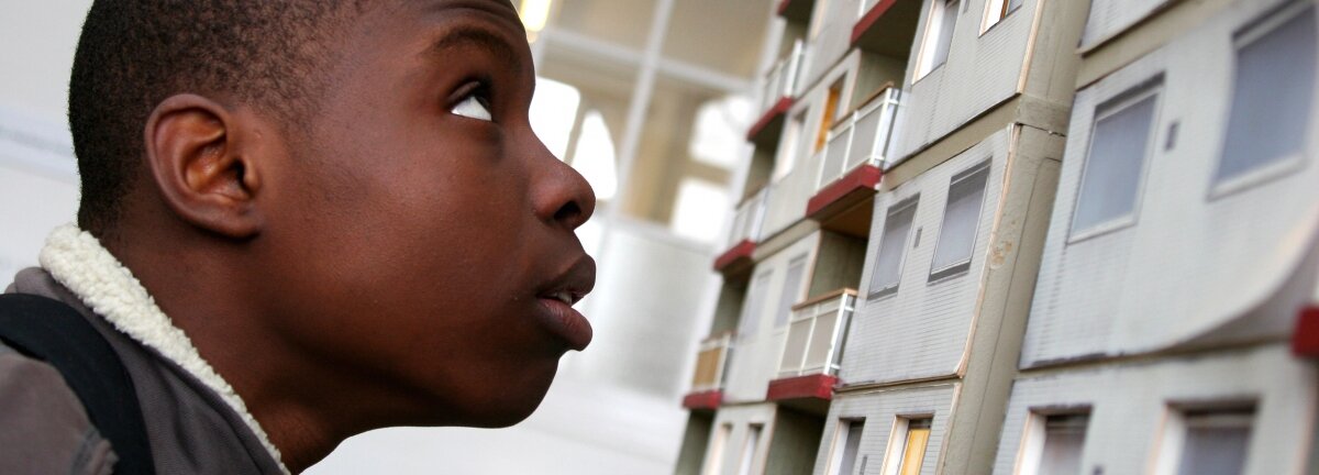 Our street: learning to see