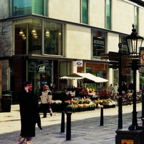 Building in context: New development in historic areas