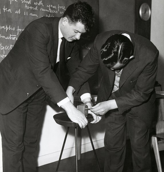 Design appreciation course for engineering students - 1962 ©Design Council / University of Brighton Design Archives